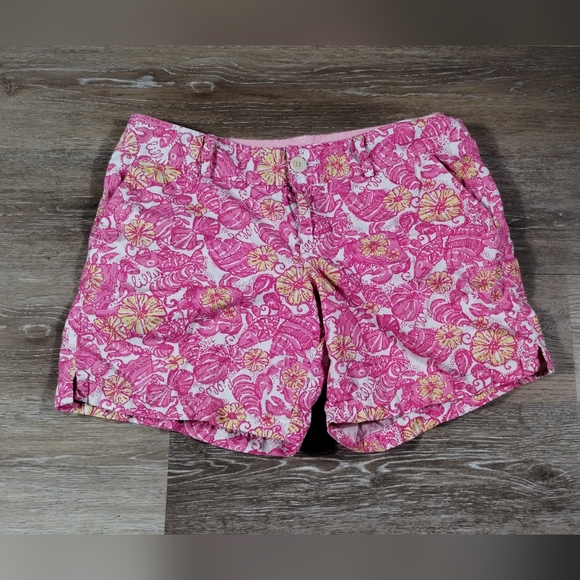 Lilly Pulitzer Fish and floral Chum Bucket Shorts SIZE 8 - Picture 2 of 10